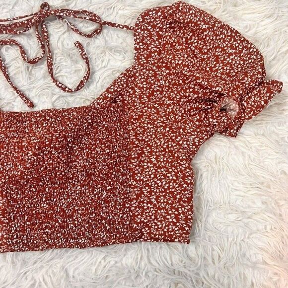 SHEIN Womens Red Floral Smocked Cut Out Tie Front Crop Top Bohemian NWOT Large - Picture 10 of 12